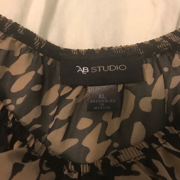 Blouse - Picture 3 of 4